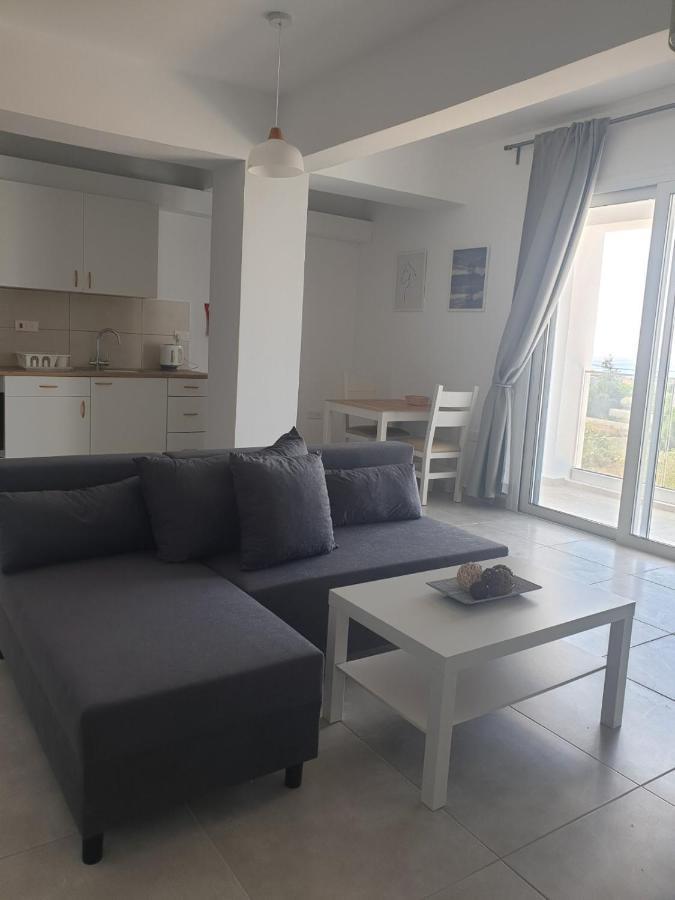 Paphos Blue Seaview Appartments מראה חיצוני תמונה