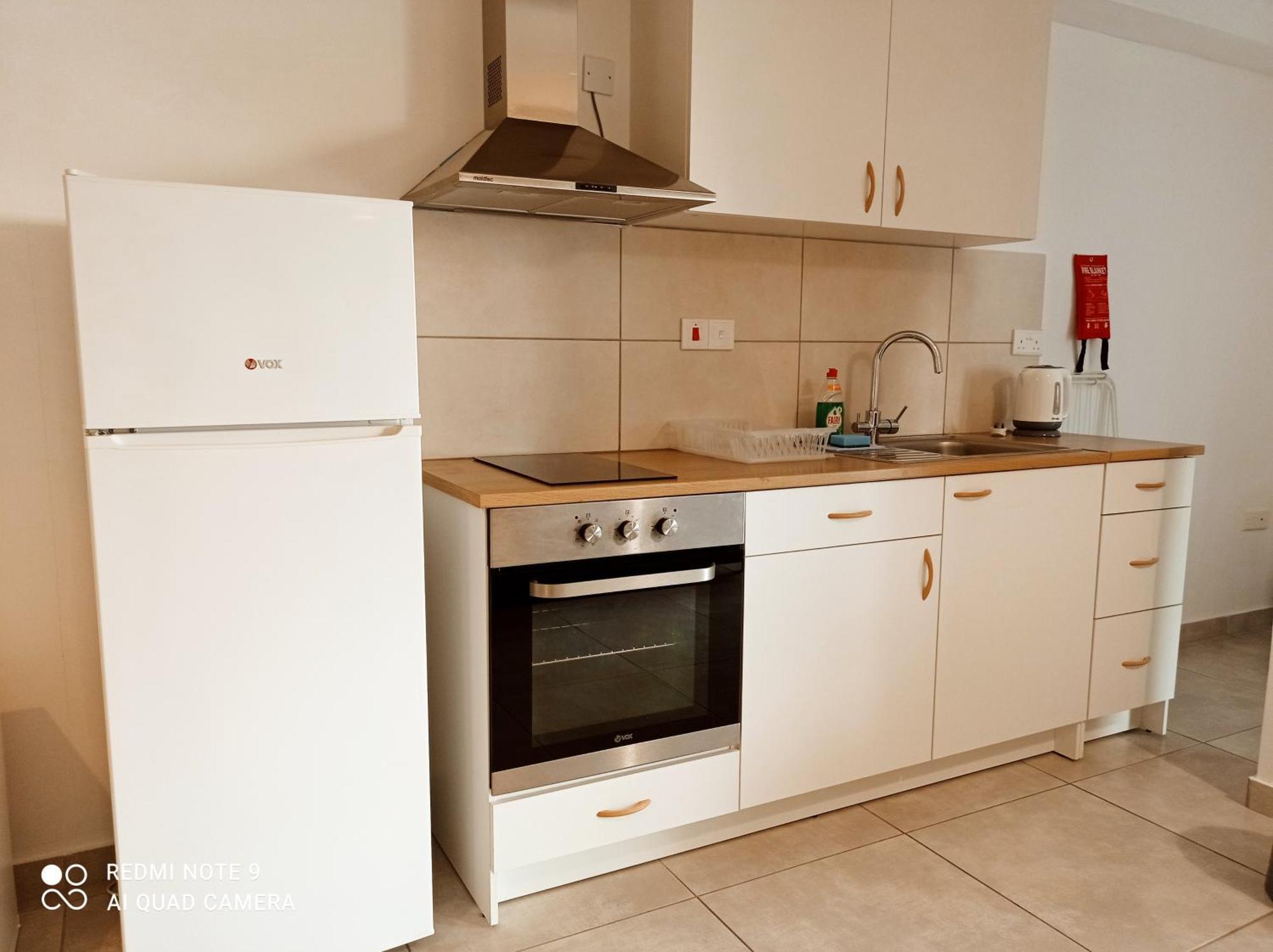 Paphos Blue Seaview Appartments מראה חיצוני תמונה