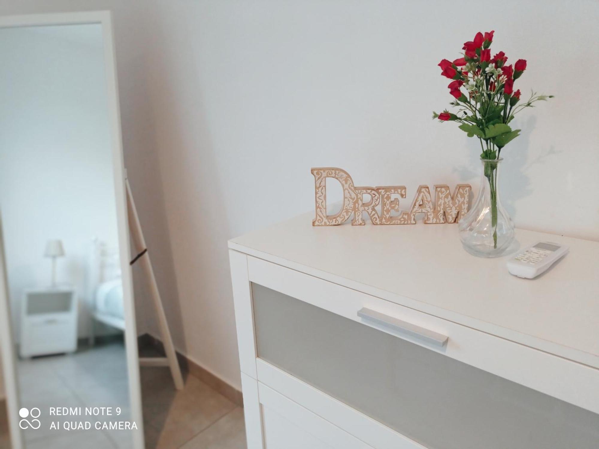 Paphos Blue Seaview Appartments מראה חיצוני תמונה